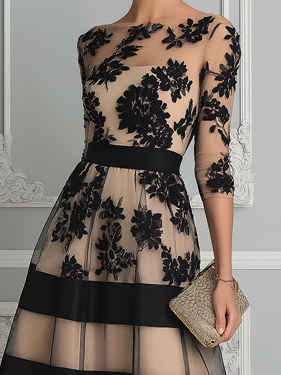 Robe Midi A-Line Élégante en Dentelle Noire