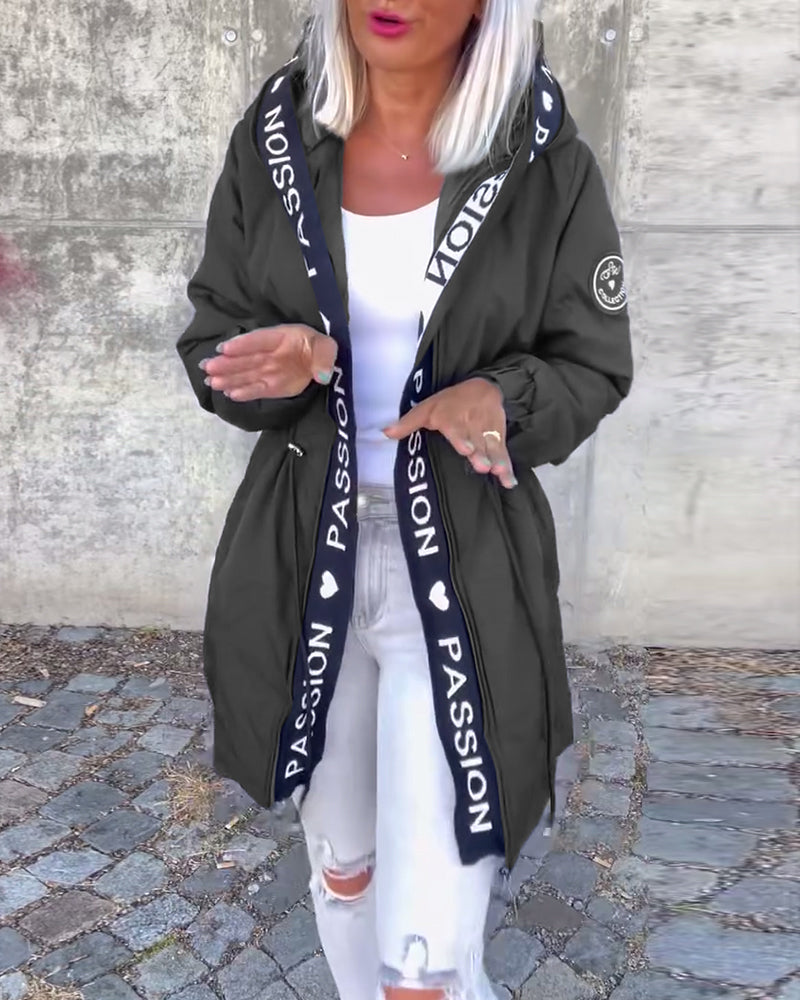 Manteau à capuche décontracté avec cordon de serrage et imprimé lettre